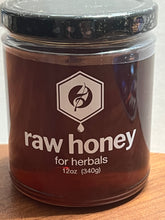 Load image into Gallery viewer, Raw Honey - Garden Herbals
